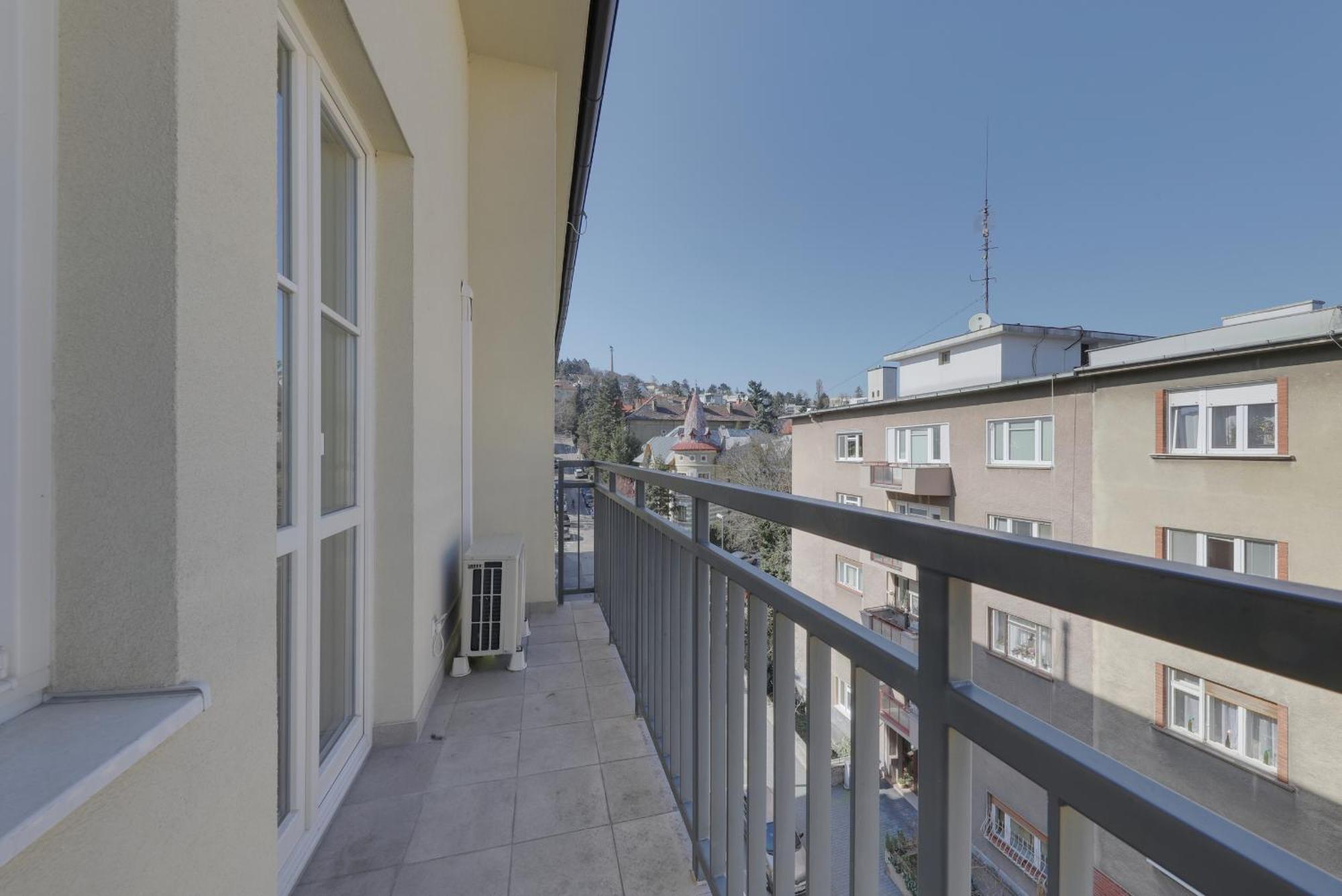 Lermont Apartment Old Town Bratislava Esterno foto